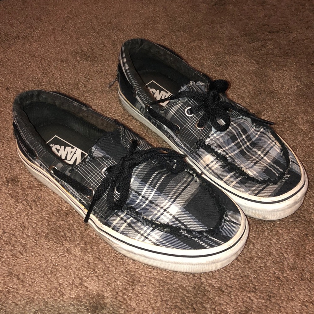 Vans Black and White Plaid size 7.5